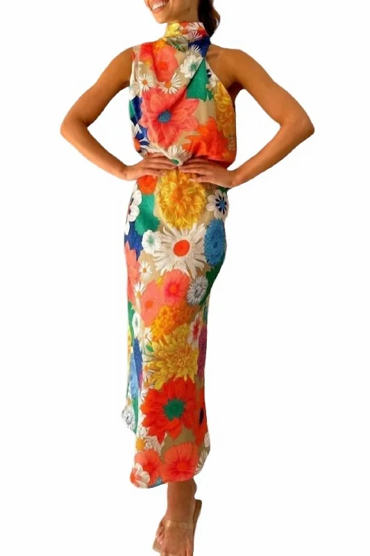 Discount Mania Maisie Floral Print Halter Maxi Dress In Multi Floral